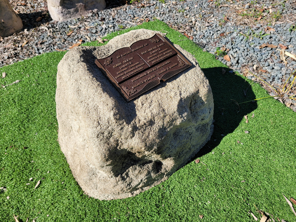 Memorial Rock Urn 1761 Large Double Natural Riversand