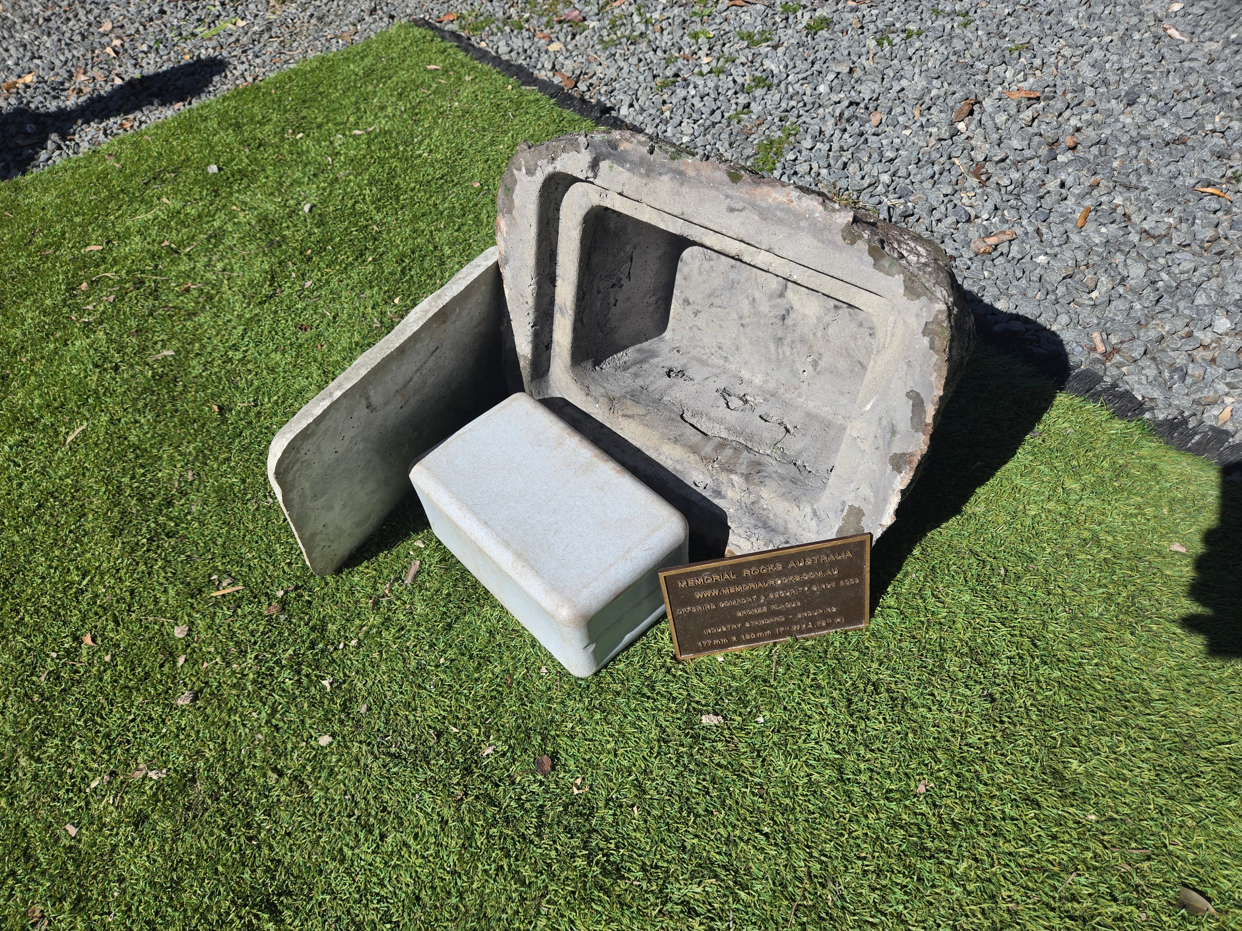 Memorial Rock Urn 2172 Large Black
