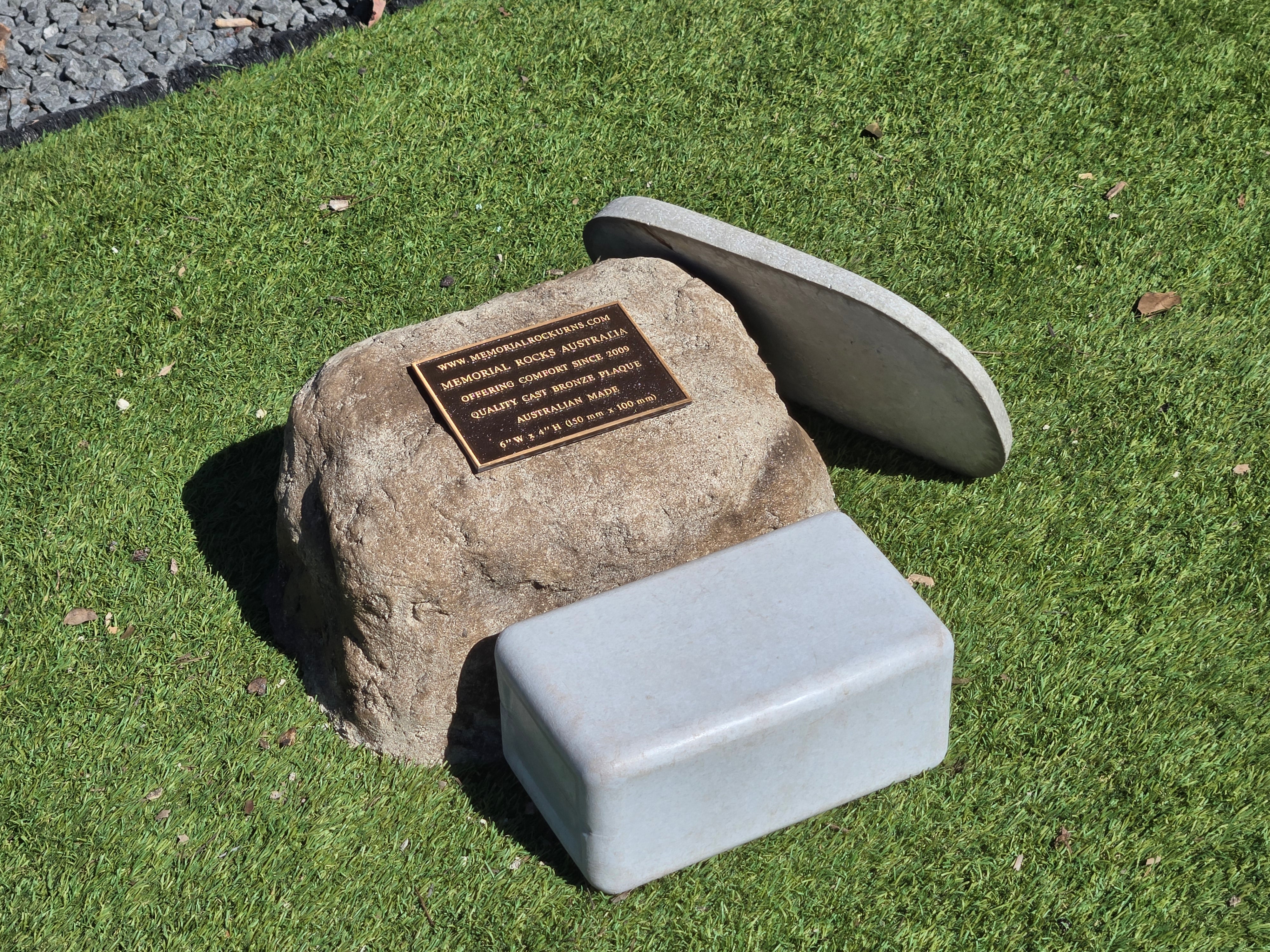Memorial Rock Urn 2175 Medium Natural Riversand