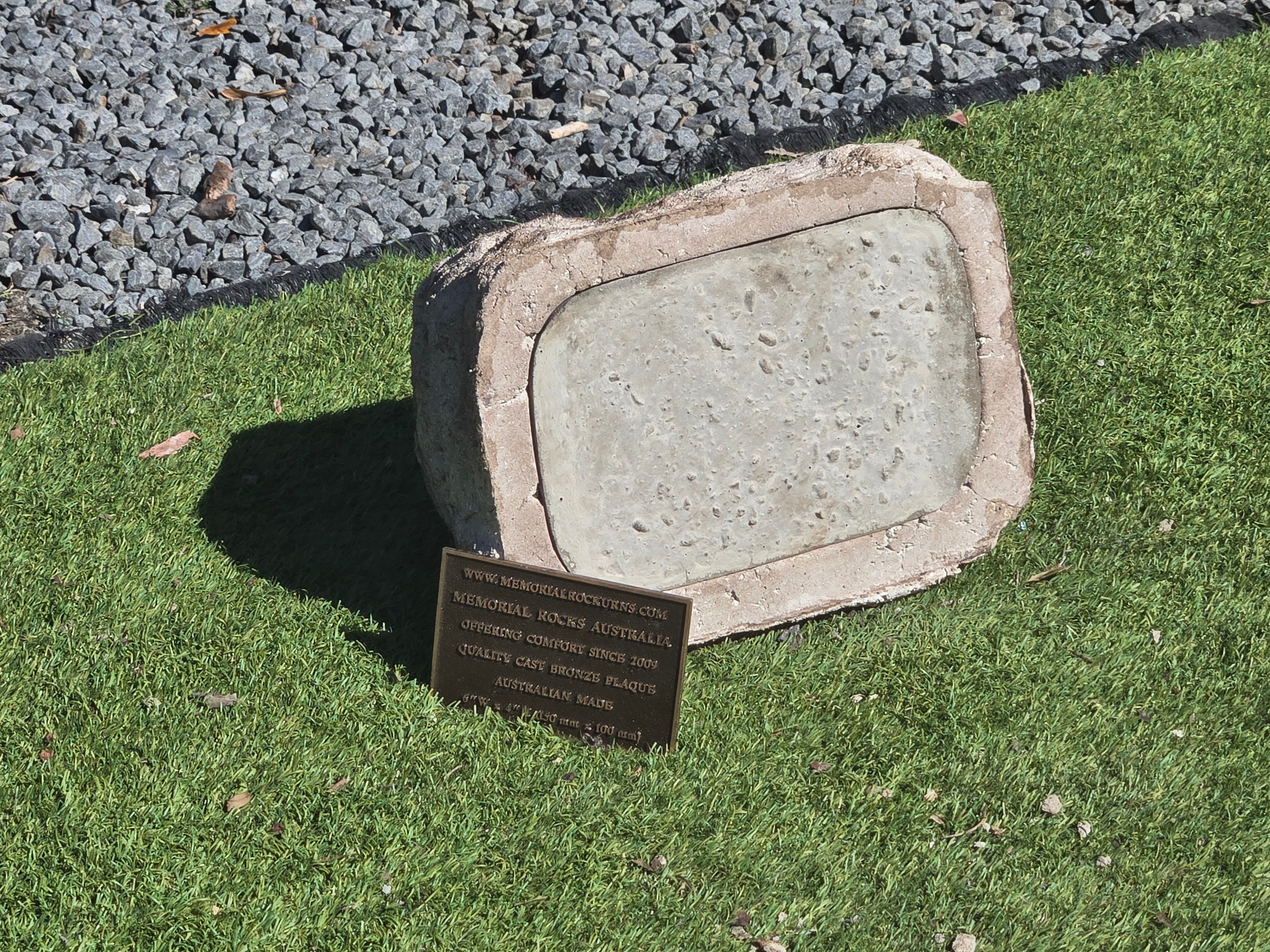 Memorial Rock Urn  2178 Regular Natural Riversand