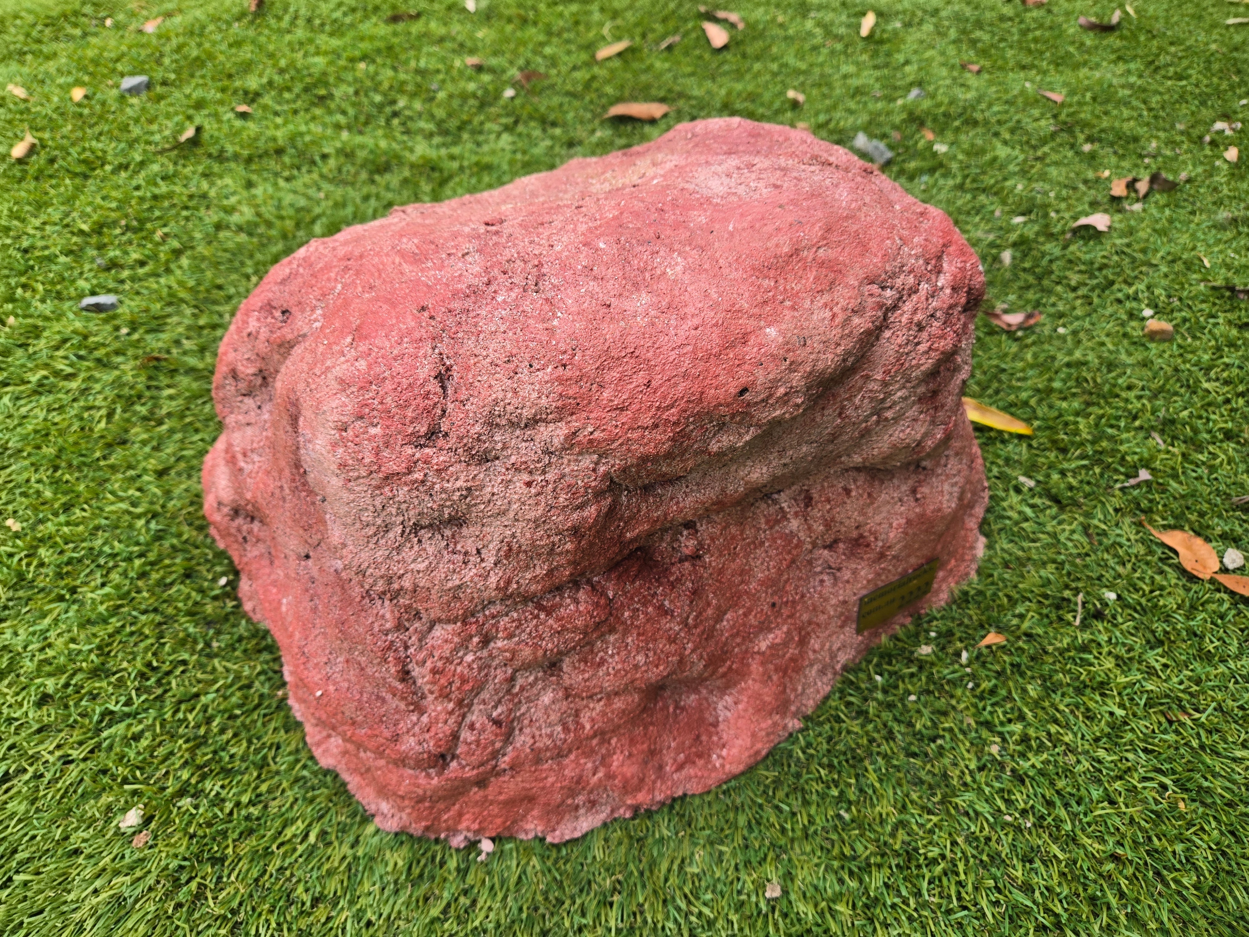 Memorial Rock Urn 2222 Medium Red
